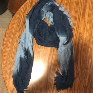 NWOT remi and reid scarf
